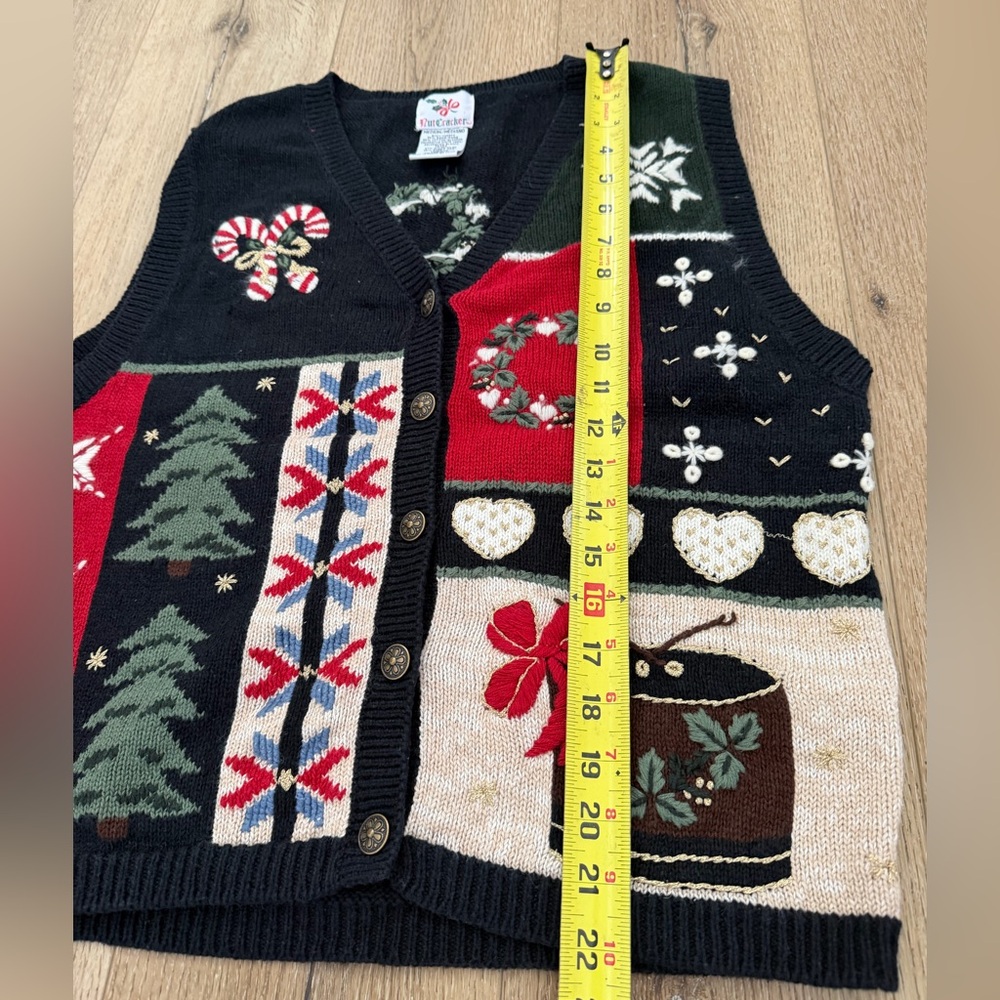 Vintage Christmas knitted button down vest ugly sweater - Picture 7 of 7